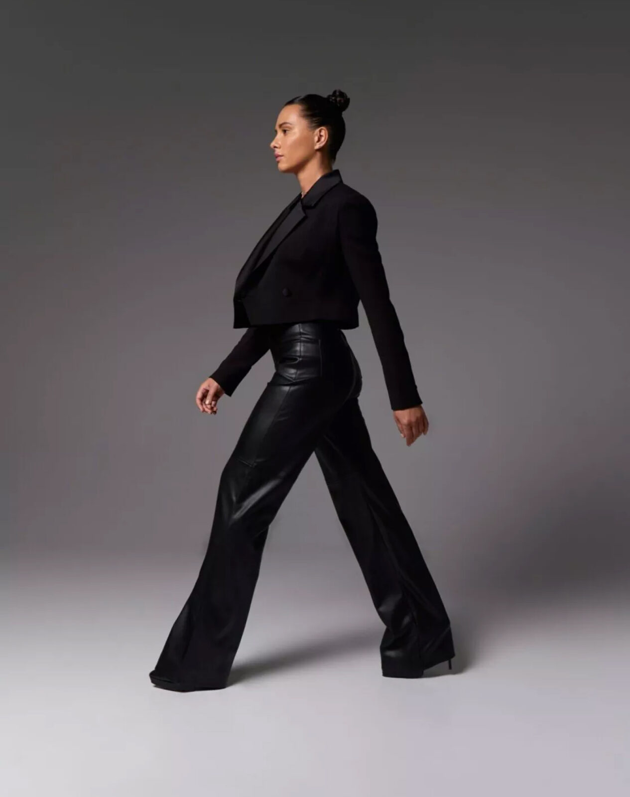 Pants-tubes-from-eco-leather-5