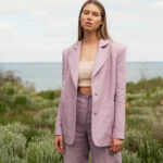 Women’s-pants-with-arrows-made-of-linen