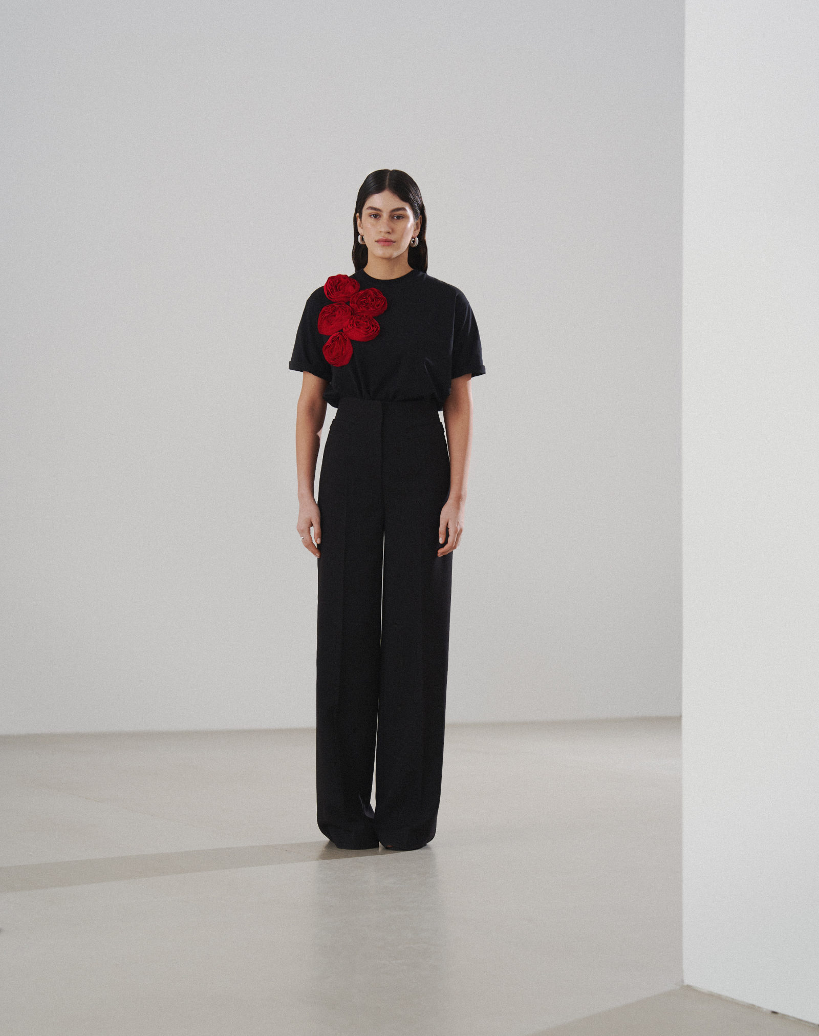Classic high-waisted pants made of black suit fabric