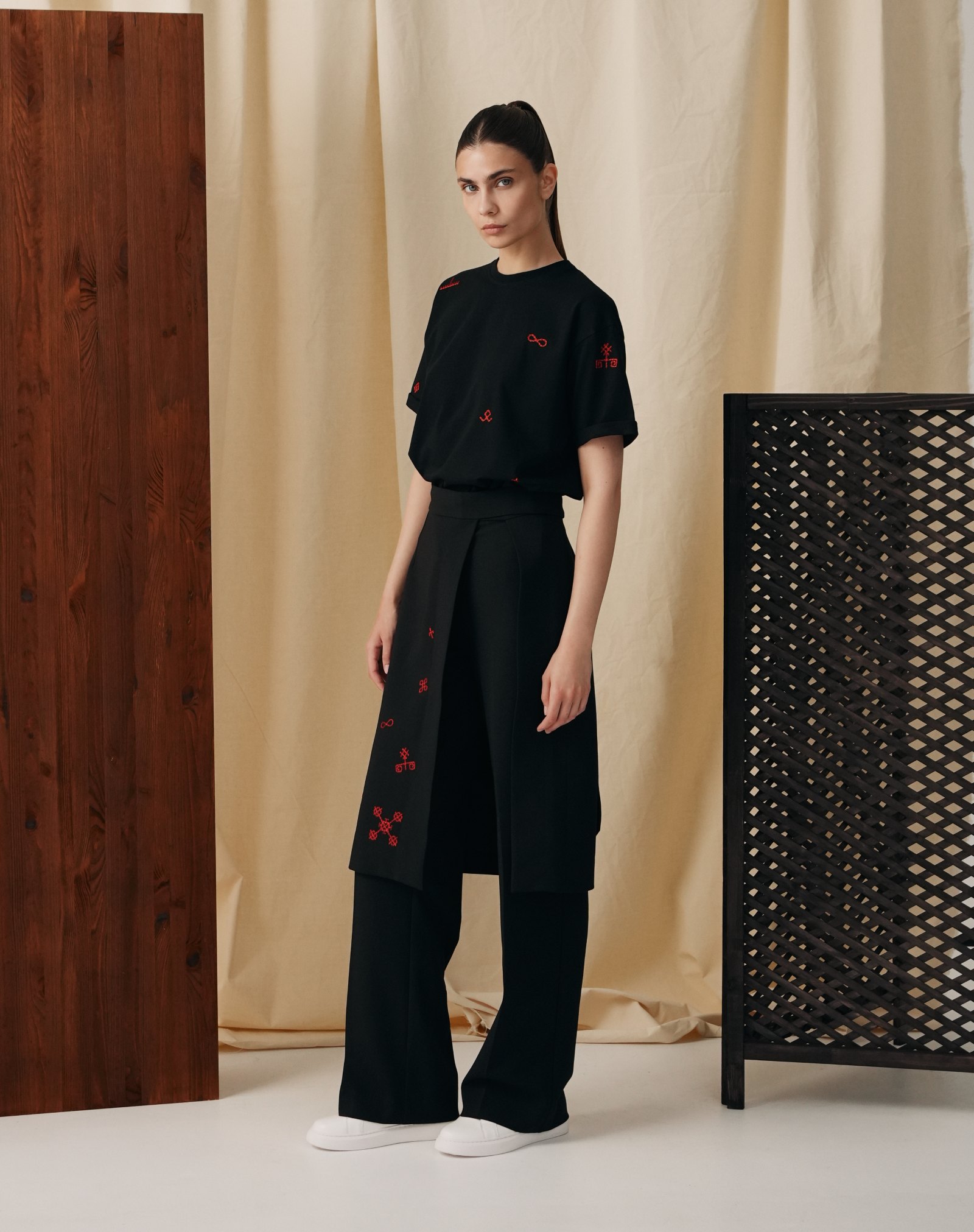viv-black-plahta-3